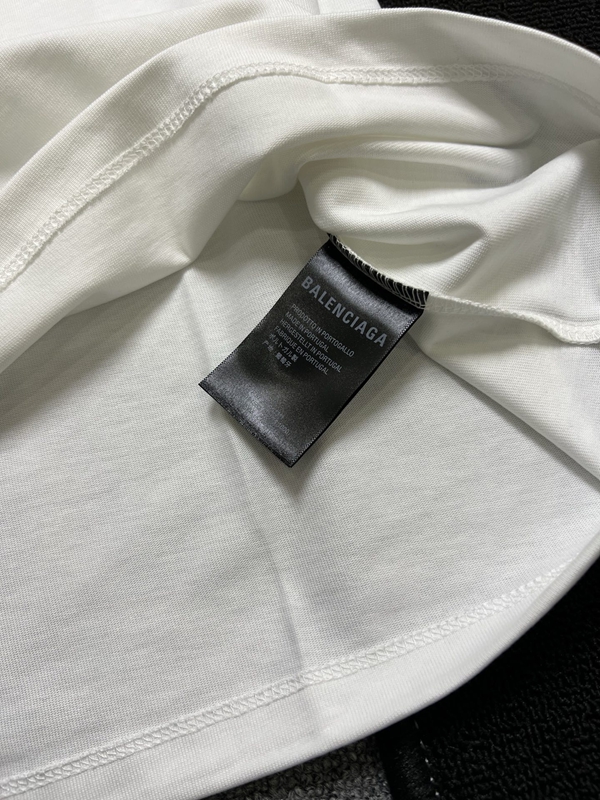 ブランドTシャツ細部ディテール